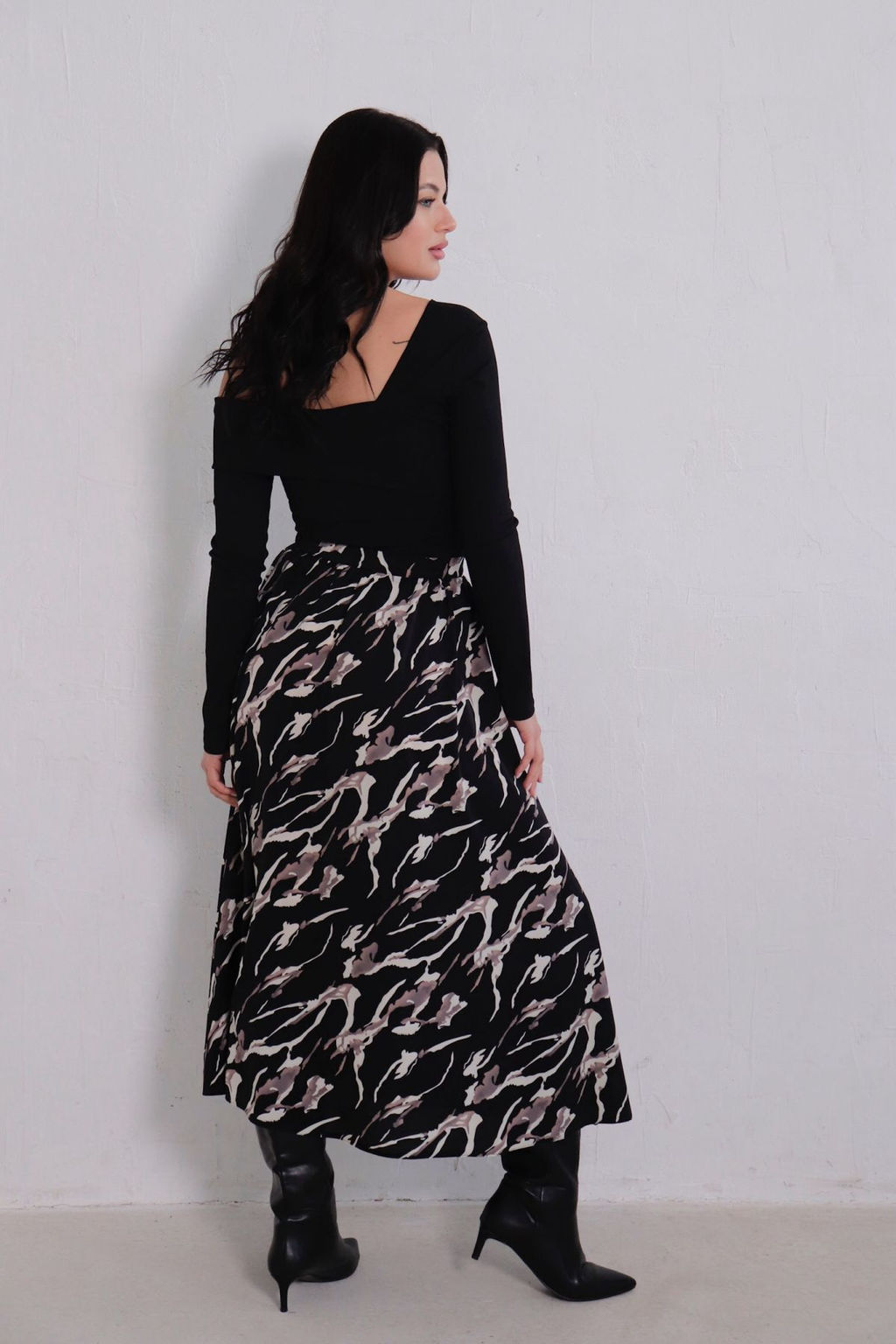 11374 Юбка А-силуэта чёрная с принтом - Martichelli фото 11