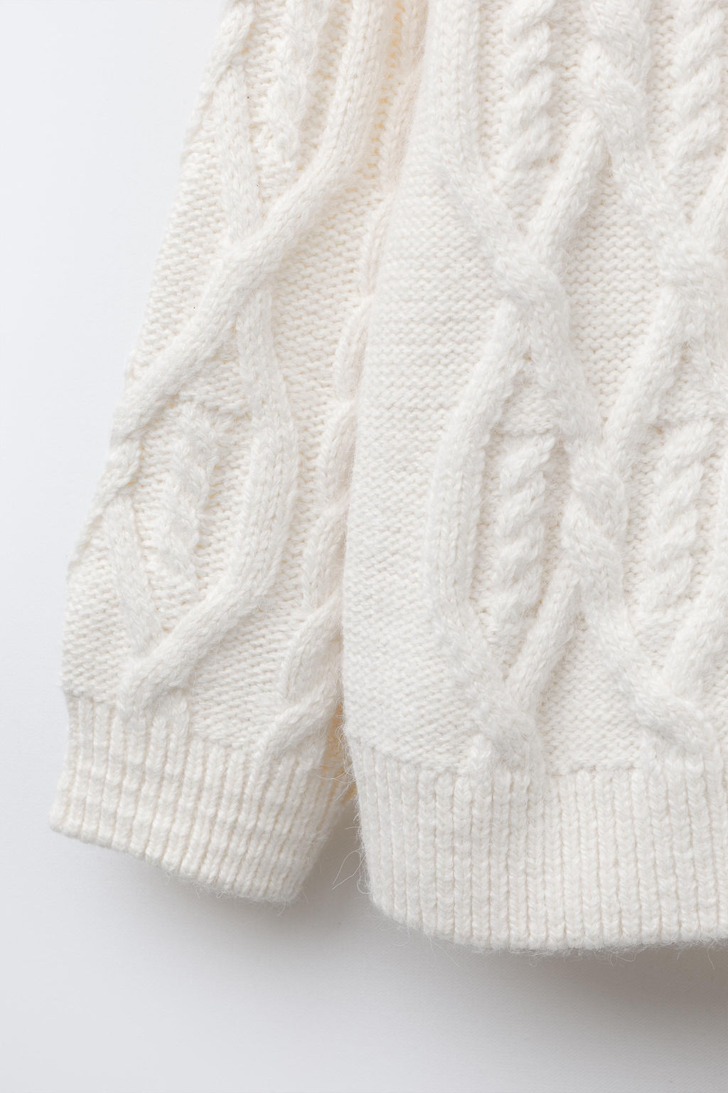 CABLE-KNIT SWEATER - Zara фото 4