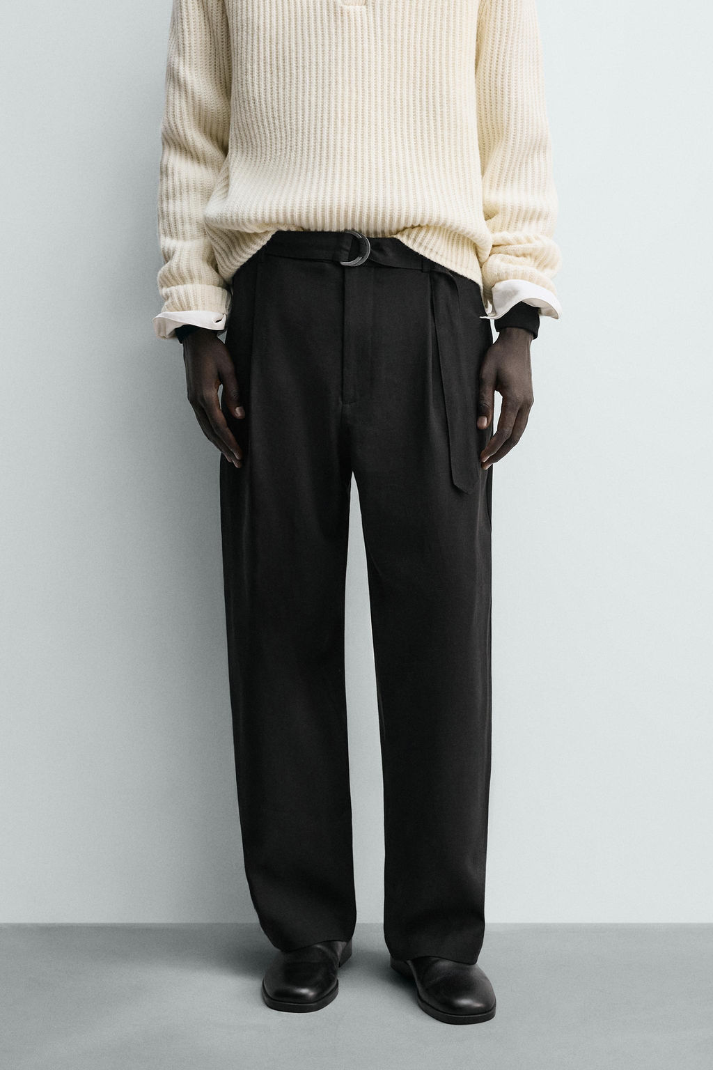 PANTAL?N PLIEGUES TRAJE RELAXED FIT / Negro - Zara фото 2