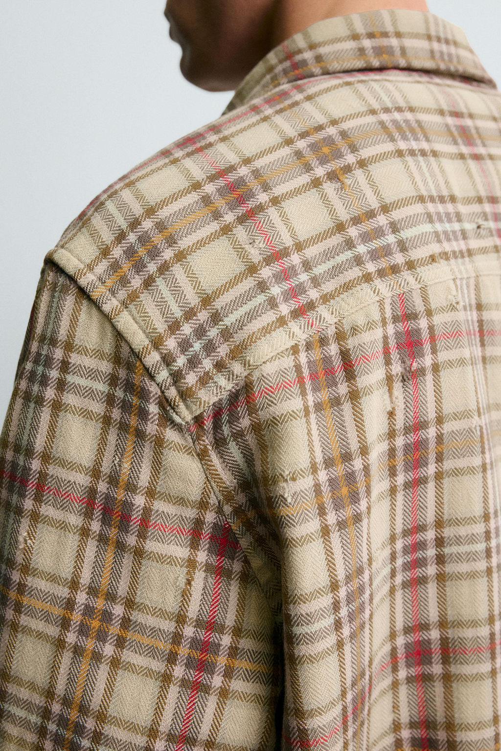 CHECK SHIRT WITH RIPPED EFFECTS - Zara фото 8