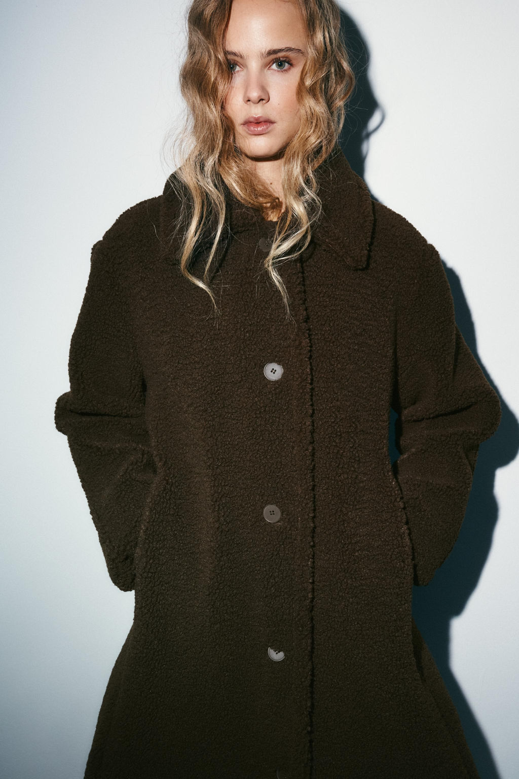 FAUX SHEARLING COAT - Zara фото 17