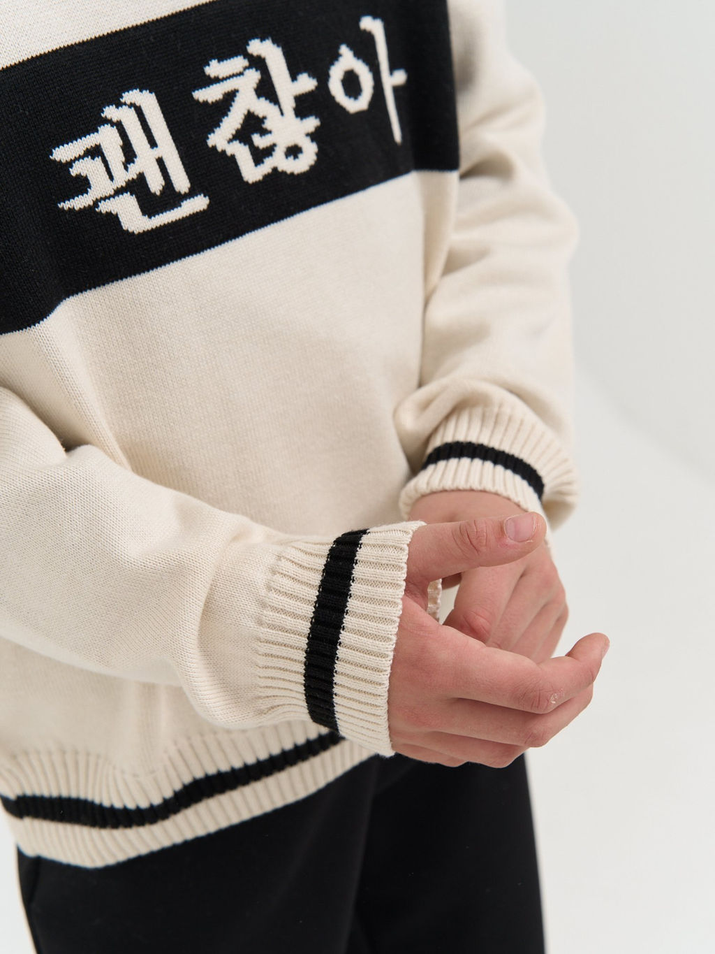 Джемпер вязаный Мне ок с принтом 7+ - Bungly фото 13