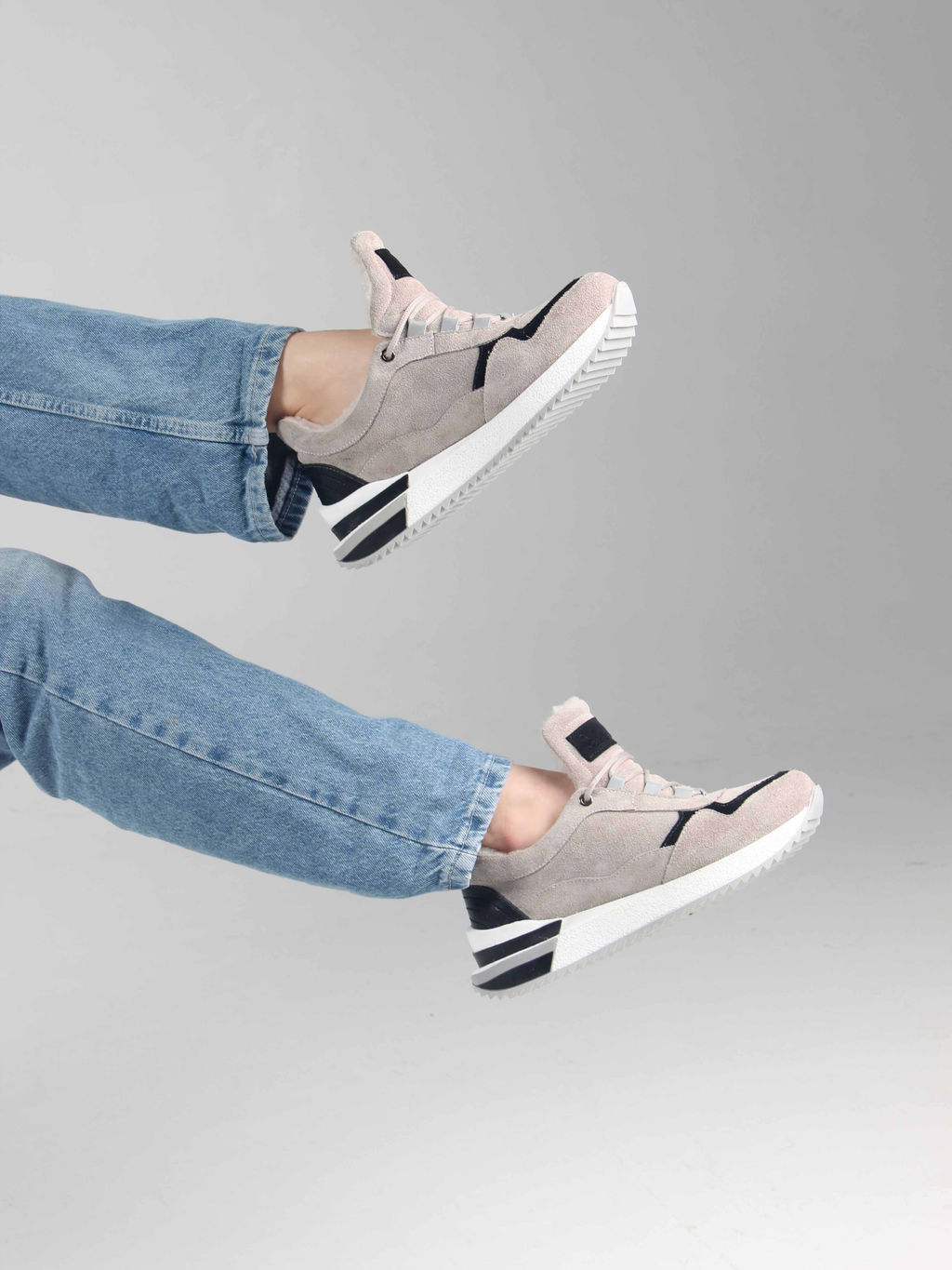 Кроссовки 150.maskgr. каменный замша/Мех