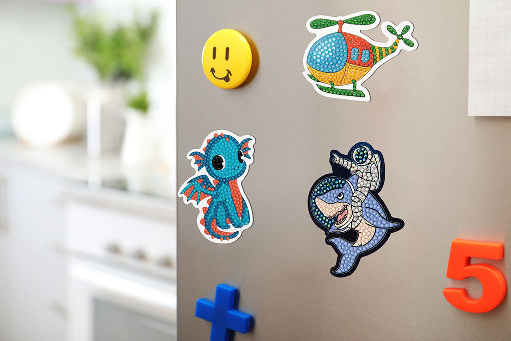 Кристальная (алмазная) мозаика ФРЕЯ ALVM-081 магнит Астронавт на акуле 8 х 10.5 см