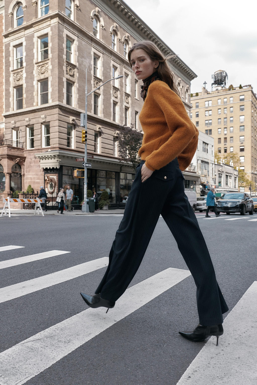 HIGH-WAIST WIDE-LEG TROUSERS - Zara фото 6