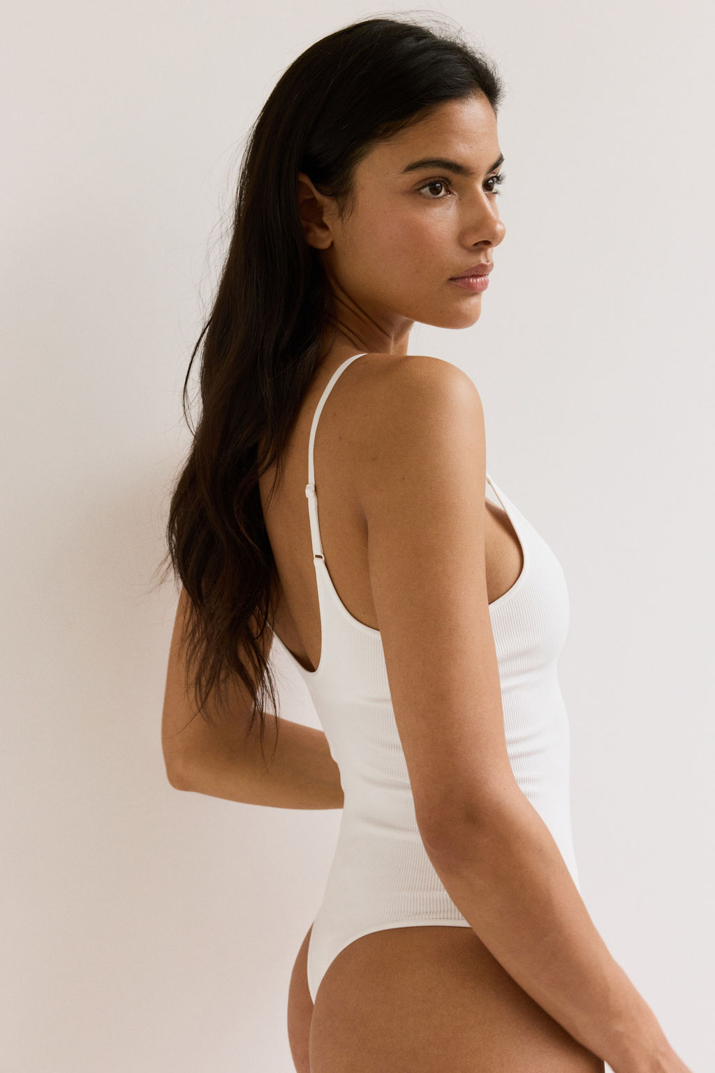 Body tanga con copas acolchadas Seamless - H&m фото 8