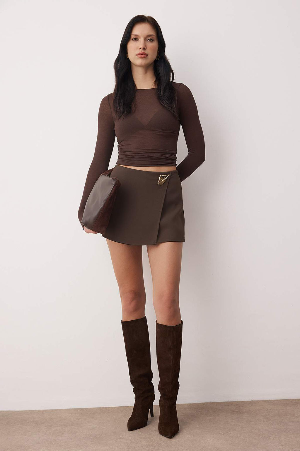 Kahverengi Aksesuar Detayl? Dokuma Sort & Bermuda TWOAW26SR00062