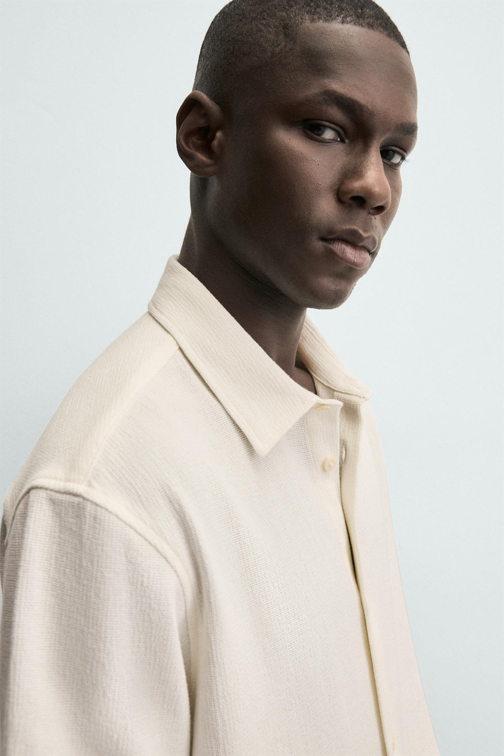 Рубашка Zara CAMISA ESTRUCTURA CONFORT кремовая