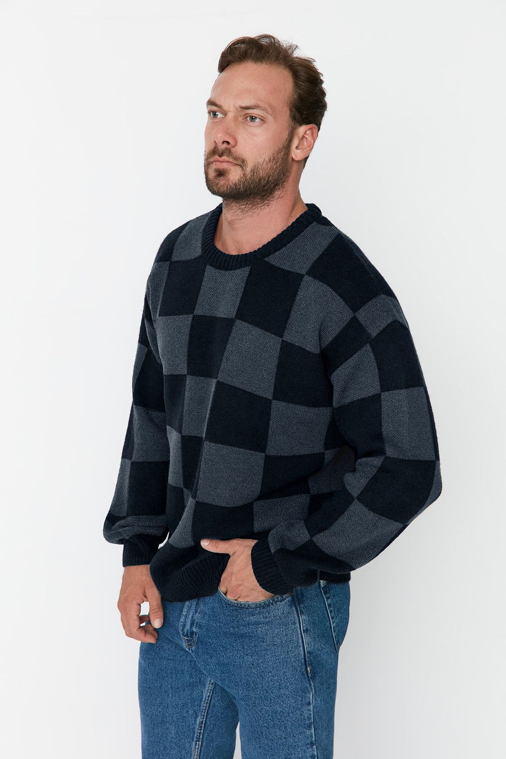 TRENDYOL MAN Lacivert Erkek Oversize Bisiklet Yaka Ekose / Kareli Triko Kazak TMNAW23KZ00279 - Trendyolmilla фото 13