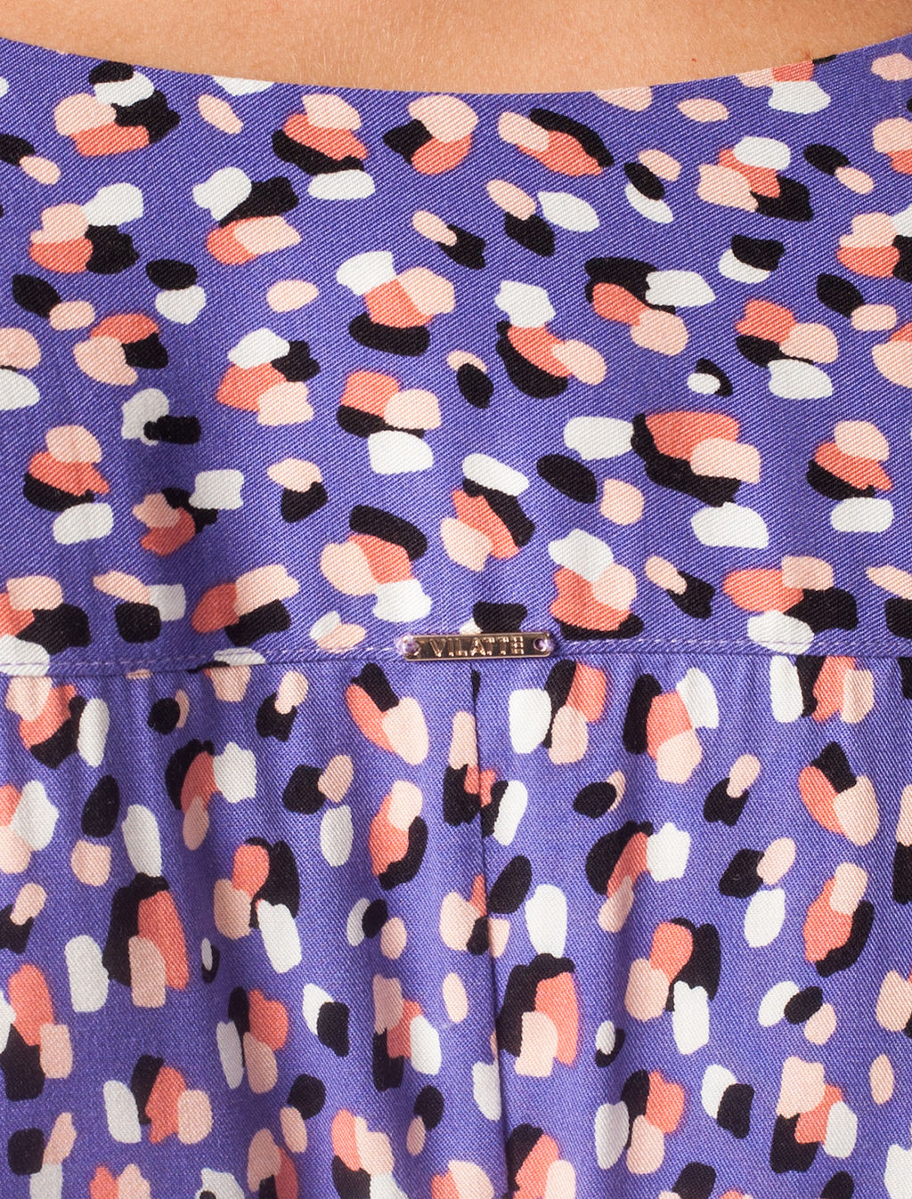 VILATTE / Платье из премиальной вискозы с застежкой на пуговицы сбоку до низа  фото 6