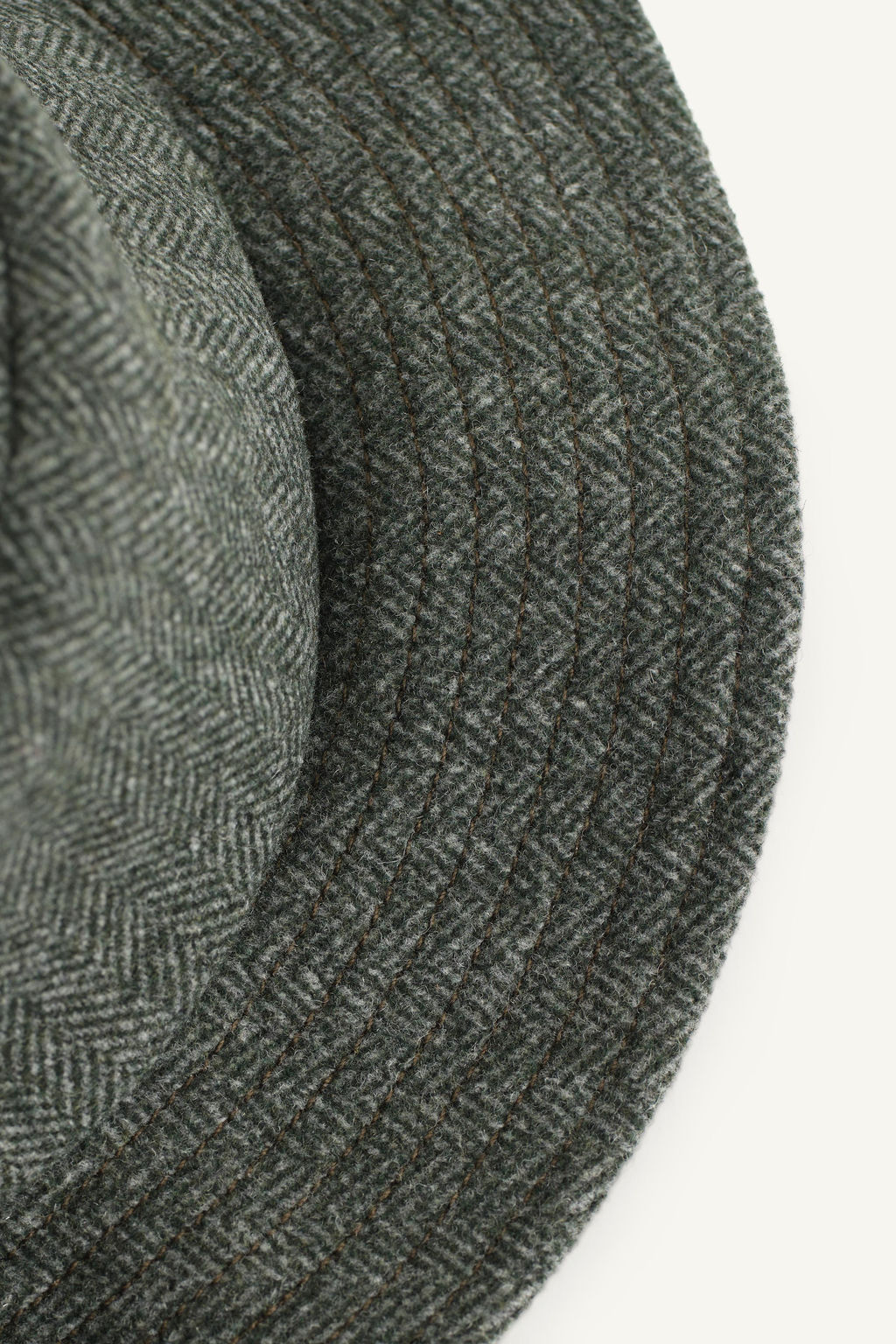 HERRINGBONE HAT WITH WOOL LIMITED EDITION - Zara фото 6