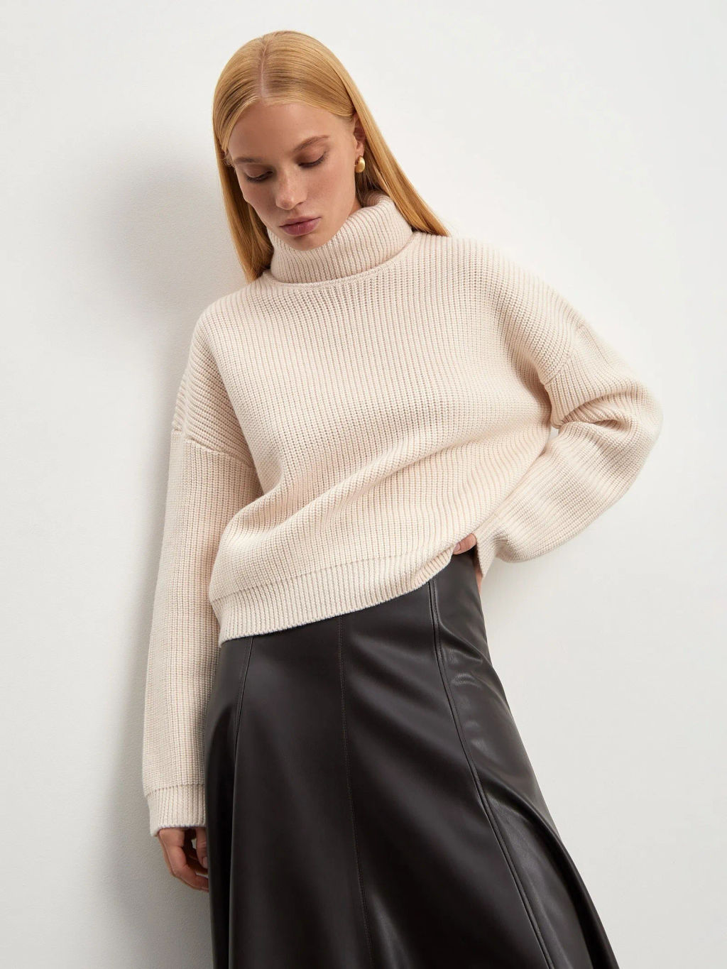 Свитер укороченный - Emka фото 2