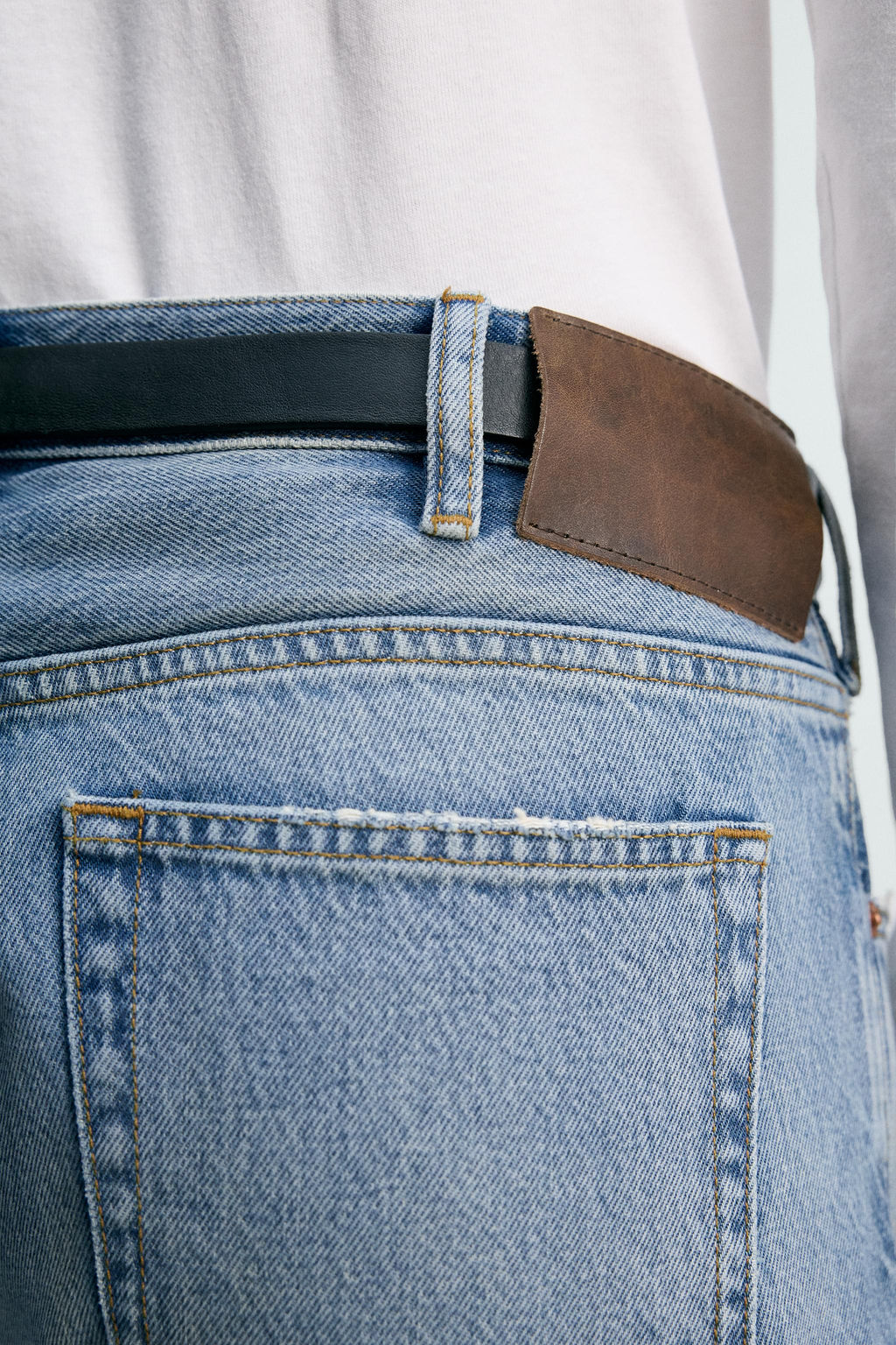 LIMITED EDITION BOOTCUT JEANS - Zara фото 7