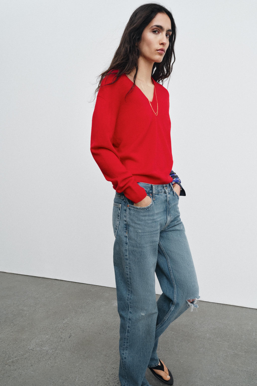 JERSEY 100% LANA EXTRASUAVE ESCOTE PICO / Rojo - Zara фото 4