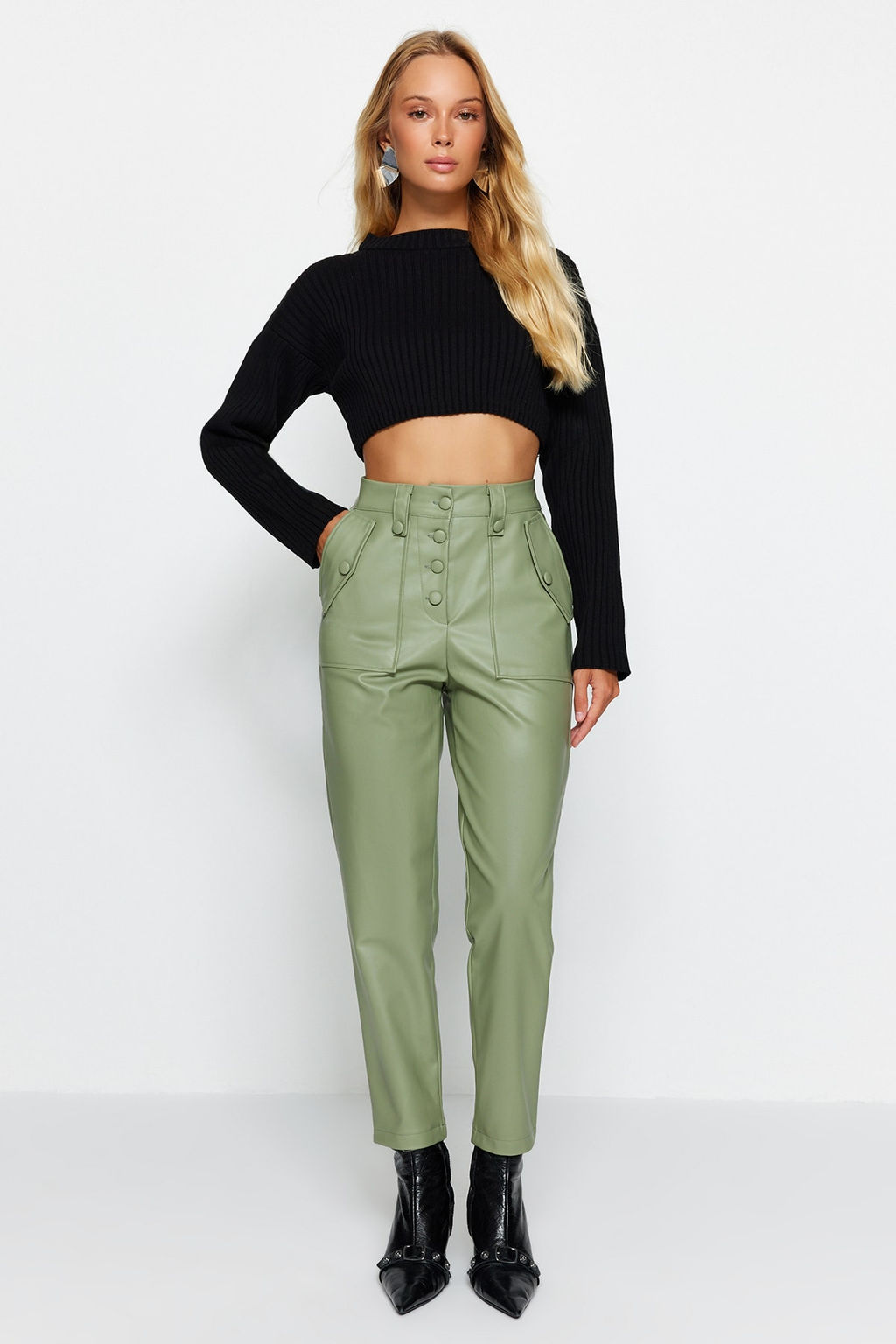 TRENDYOLMILLA Limited Edition Siyah Havuc Dokuma Onden Dugmeli Suni Deri Pantolon TWOAW22PL0083 фото 3