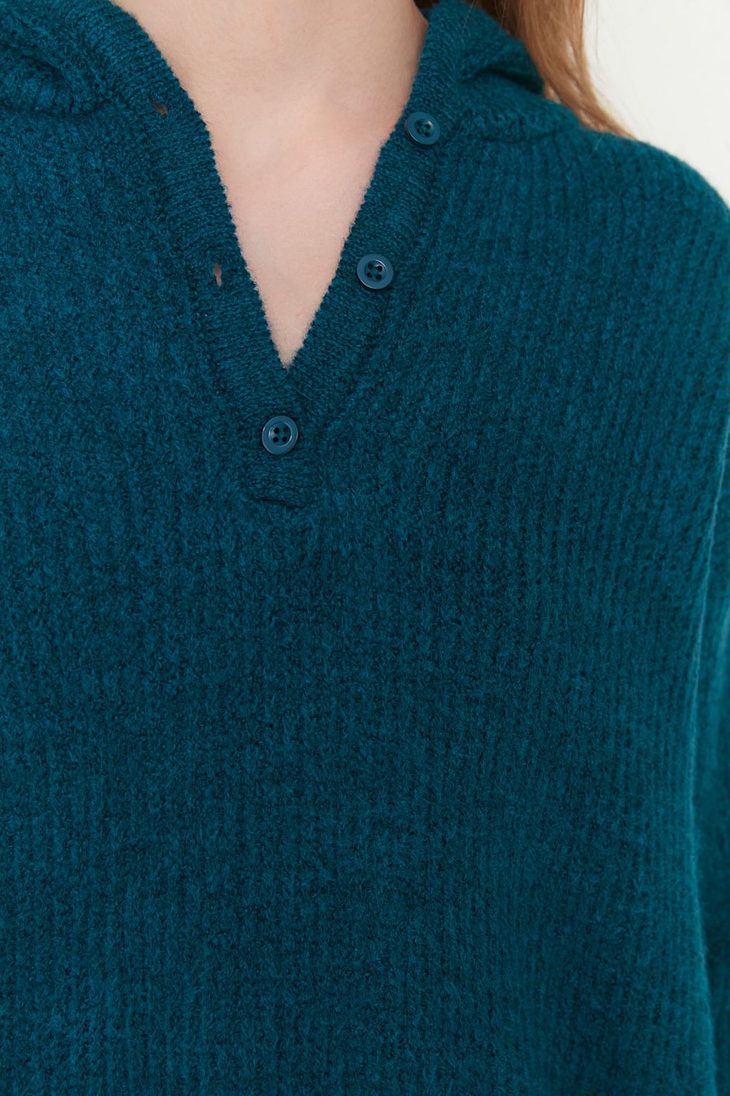 Yesil Yumusak Dokulu Kapusonlu Triko Kazak TWOAW21KZ0410 - Trendyolmilla фото 4