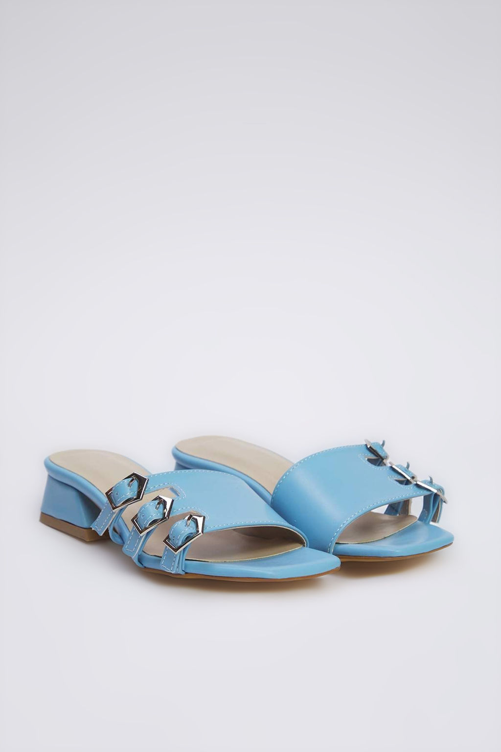 Trendyol Shoes Kahverengi Gold Tokal? Blok Topuk Kad?n Topuklu Terlik TAKSS25TO00036 - Trendyolmilla фото 2