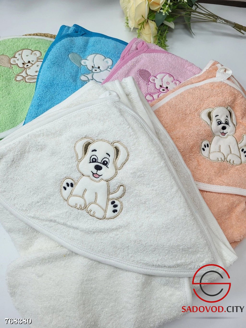 Полотенце уголок махровое с капюшоном для новорожденных