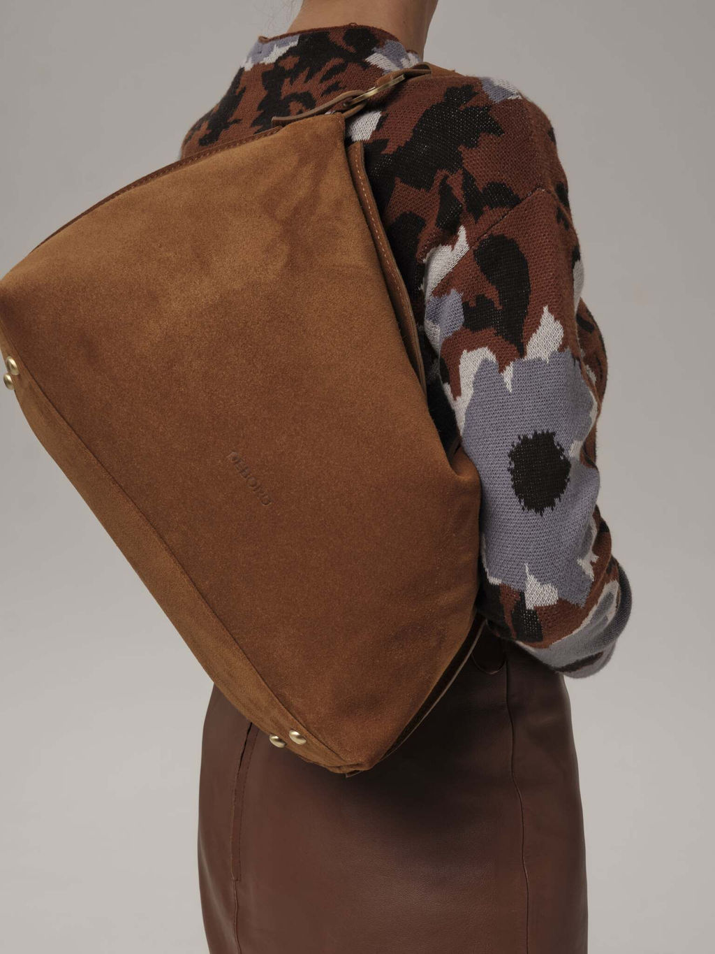 Замшевая сумка Deboro 30900 коричневый лист