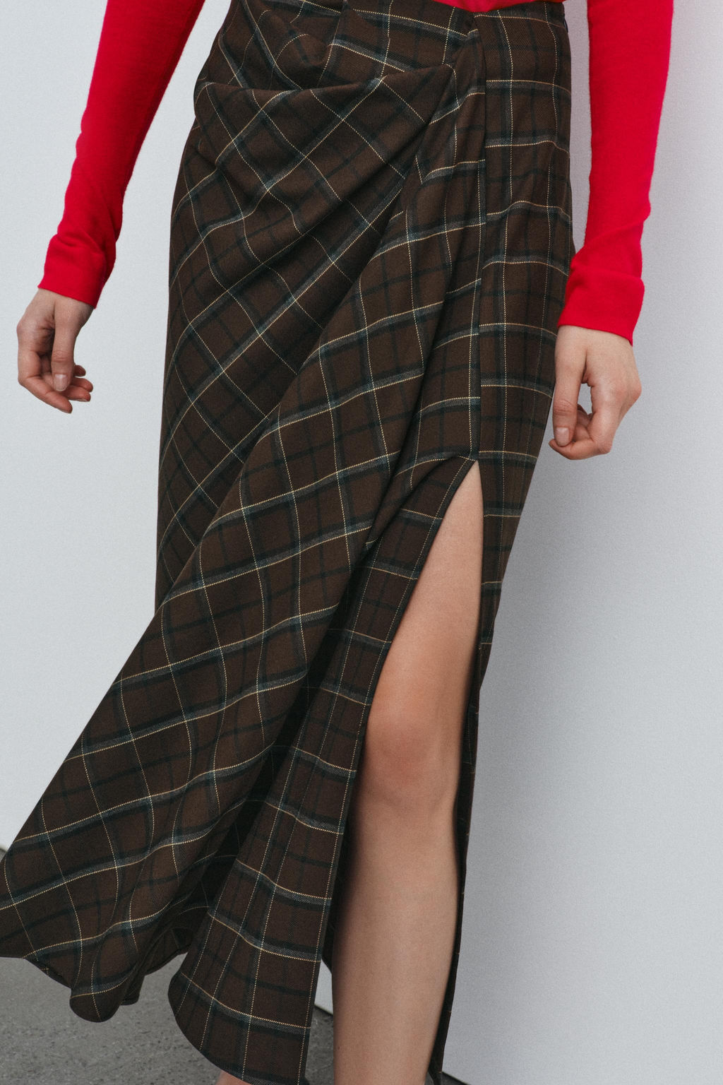 ZW COLLECTION DRAPED CHECK SKIRT - Zara фото 21