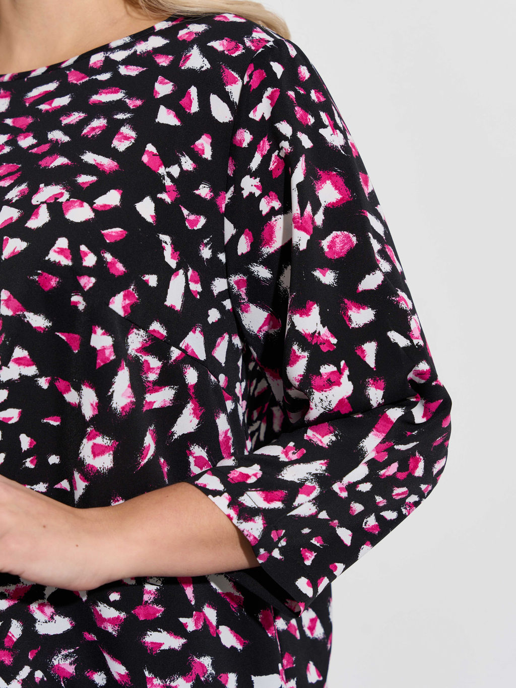 Блузка 0220-1 черный кварц