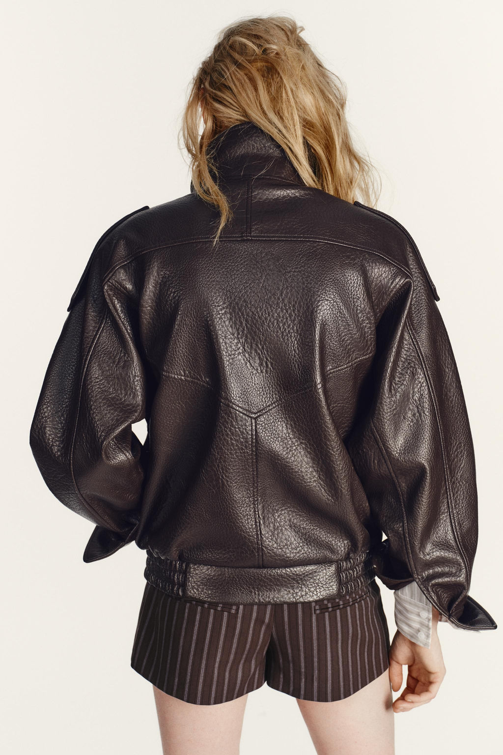 LEATHER EFFECT BIKER JACKET - Zara фото 6