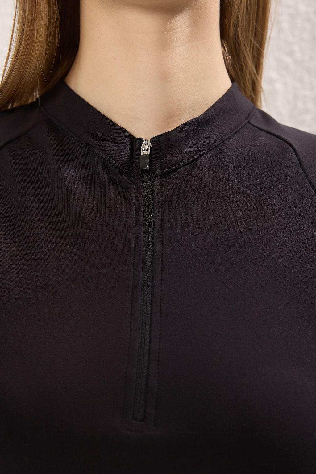 Trendyolmilla Siyah Soft F?rcal? Kumas Fermuarl? Orme Spor T-Shirt THMSS25TS00008 фото 3