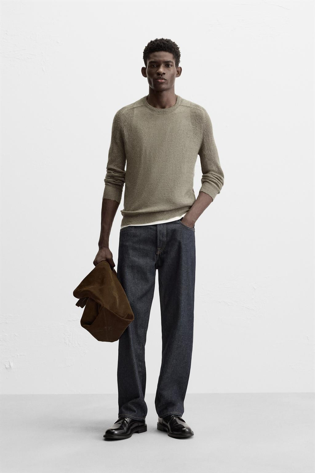 LIGHTWEIGHT TEXTURED SWEATER