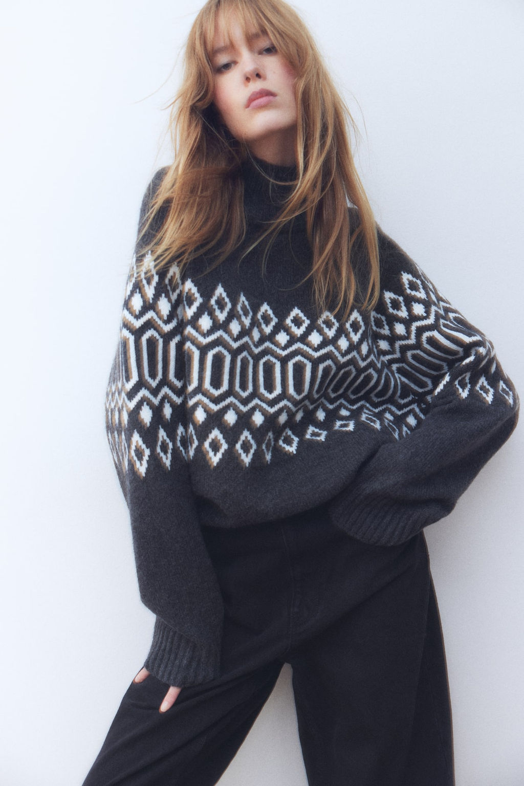 Jersey en punto jacquard con cuello perkins - H&m фото 3