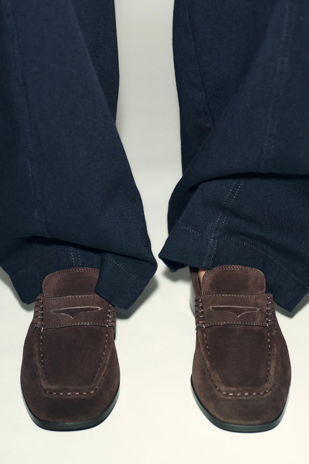 SPLIT SUEDE HEELED LOAFERS - Zara фото 3