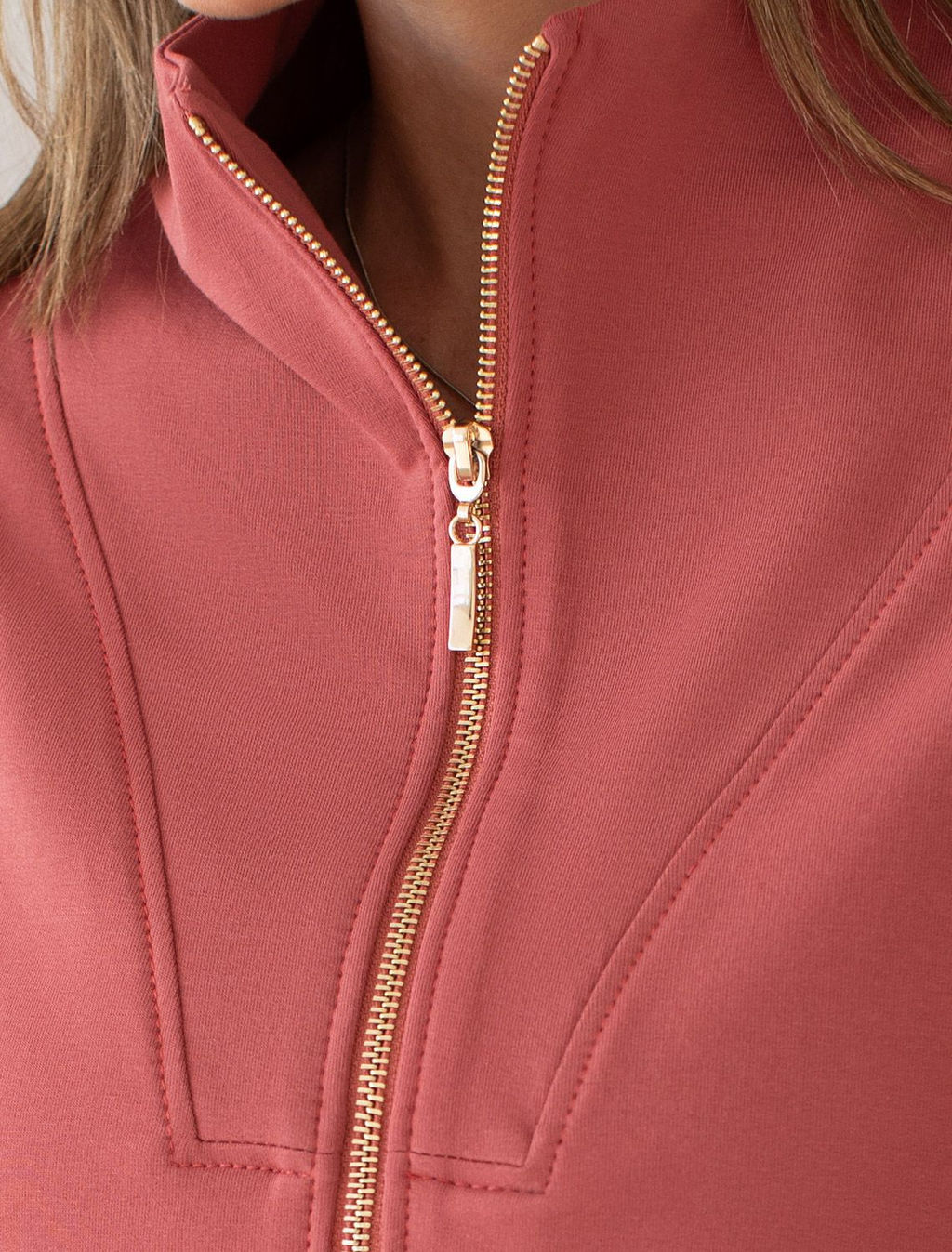 D49.078 Джемпер женский терракота