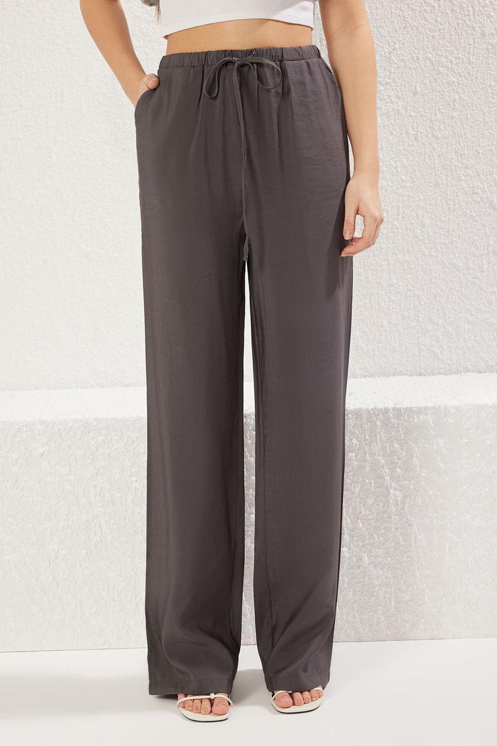 Antrasit Wide Leg Genis Paca Dokuma Pantolon TWOSS25PL00014 - Trendyolmilla фото 3