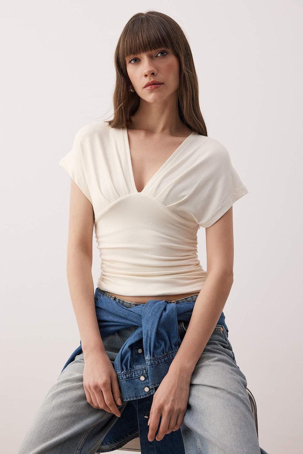 Ekru Fitted/Vucuda Oturan Buzgu/Drape Detayl? Orme Bluz TWOSS25BZ00605