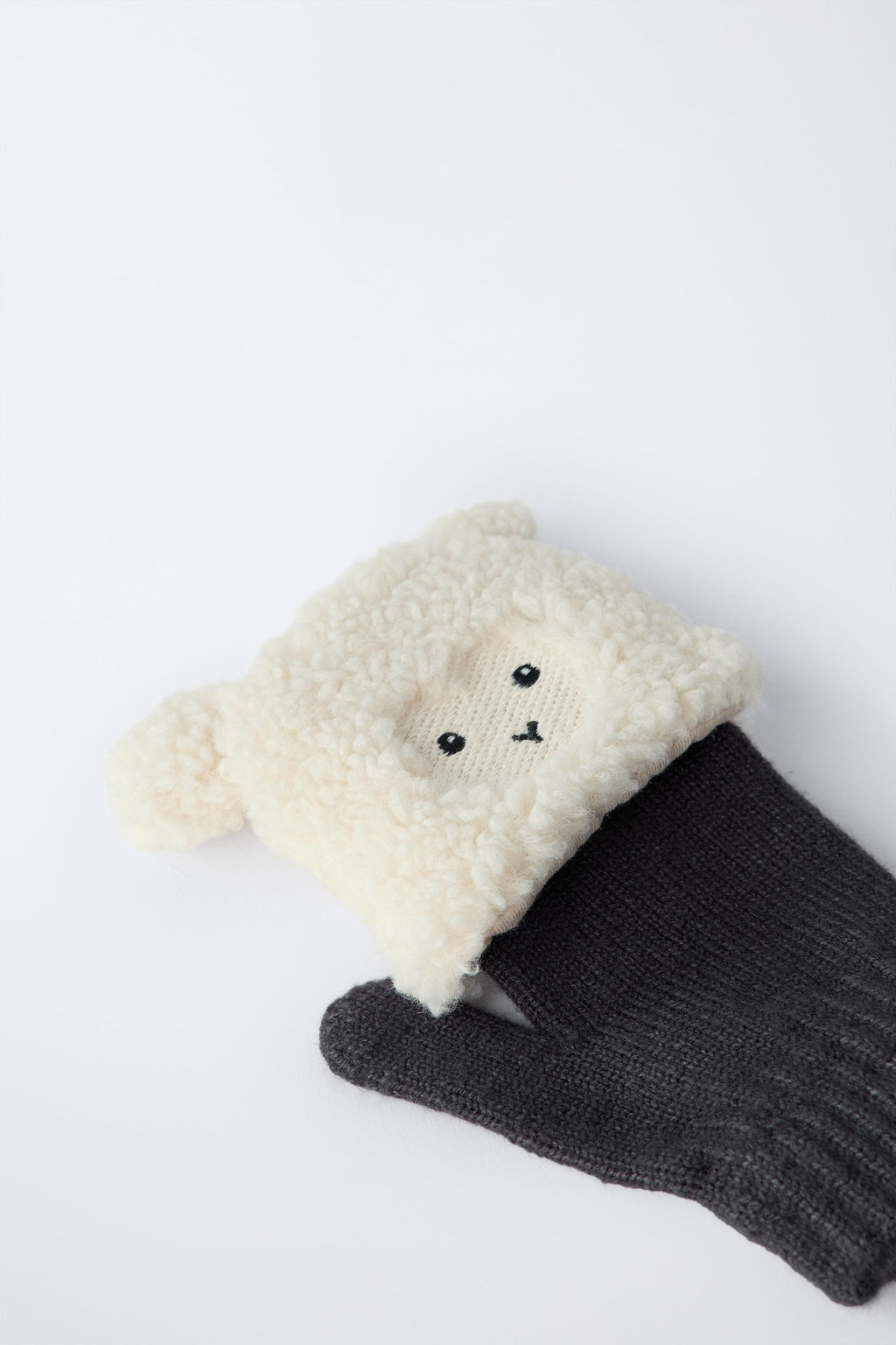 SHEEP MITTEN GLOVES - Zara фото 2