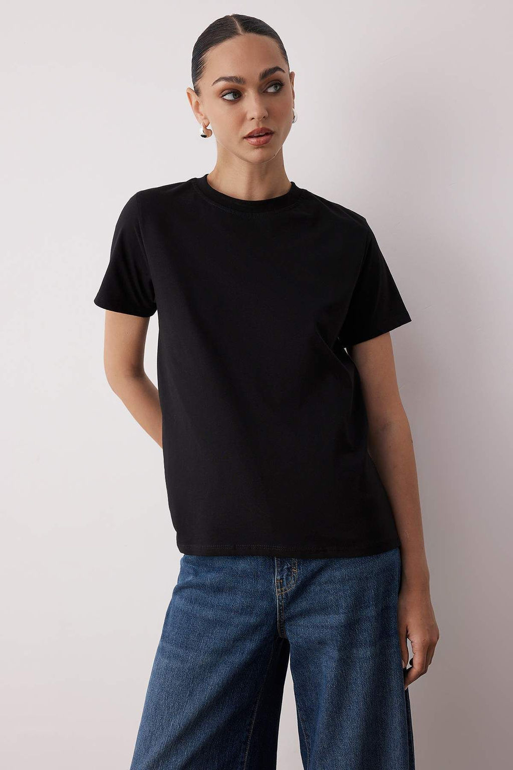 Siyah-Beyaz %100 Pamuk Arkas? Uzun Orme T-Shirt TWOAW26TS00008 - Trendyolmilla фото 13