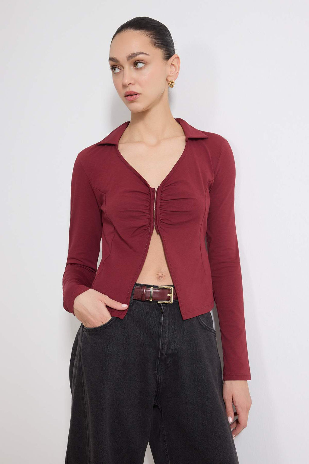 Bordo Fitted/Vucuda Oturan Polo Yaka Agrafl? Buzgulu Pamuklu Esnek Orme Bluz TWOSS26BZ00098