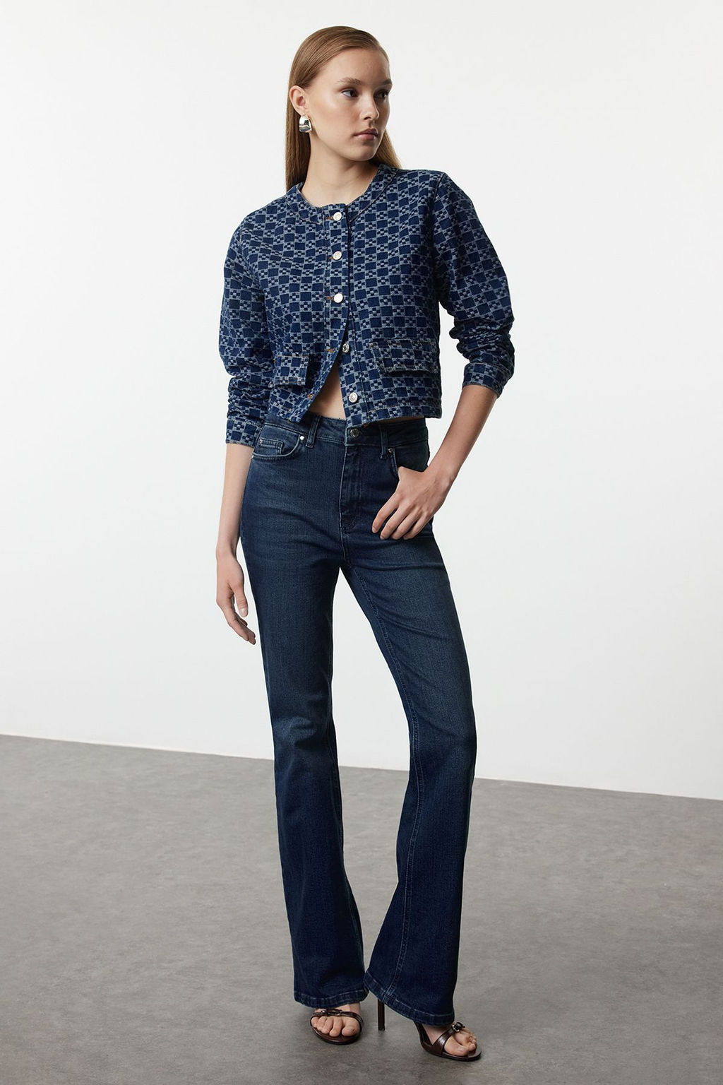 Koyu Mavi Yuksek Bel Flare Jeans TWOAW25JE00225
