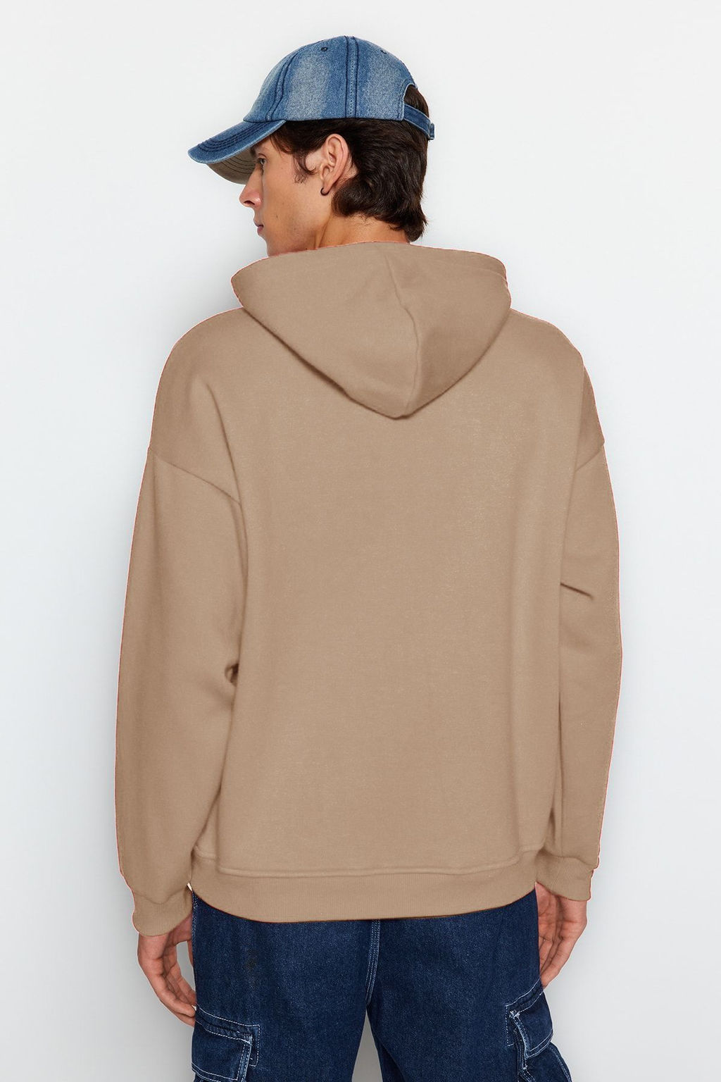 TRENDYOL MAN Gri Oversize/Genis Kesim Kapusonlu Hayvan Nak?sl? Ici Polarl? Sweatshirt TMNAW24SW00097 - Trendyolmilla фото 26