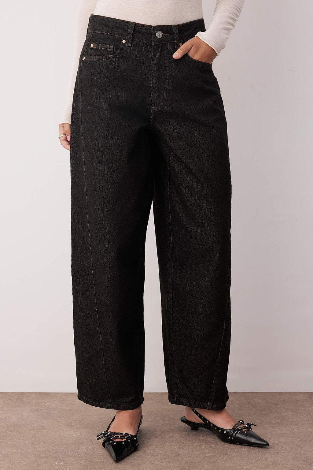 Siyah Orta Bel Dikis Detayl? Baggy Genis Kal?p Jeans TWOAW26JE00121 - Trendyolmilla фото 3
