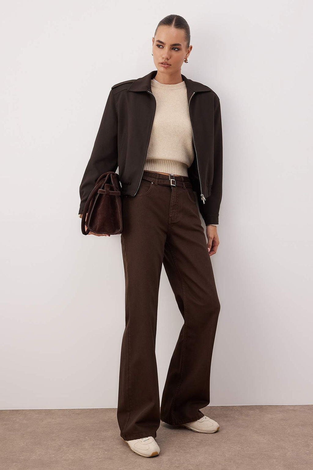 Koyu Mavi Yuksek Bel Kemer Detayl? Wide Leg Jeans TWOAW26JE00164 - Trendyolmilla фото 8