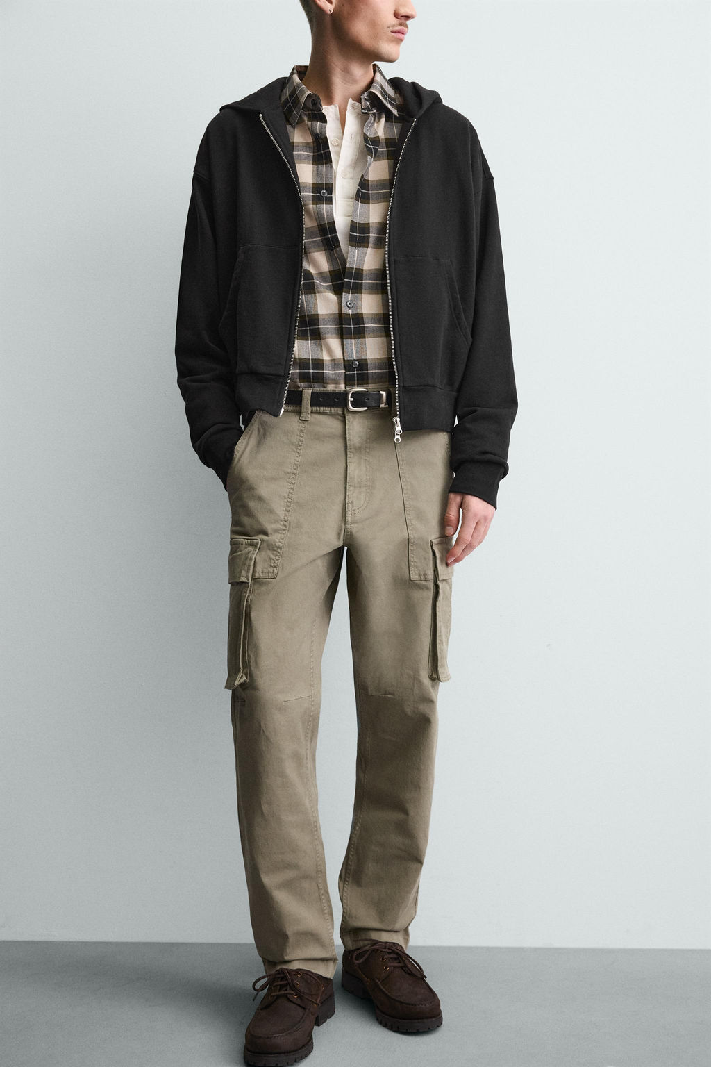RELAXED FIT CARGO TROUSERS - Zara фото 14