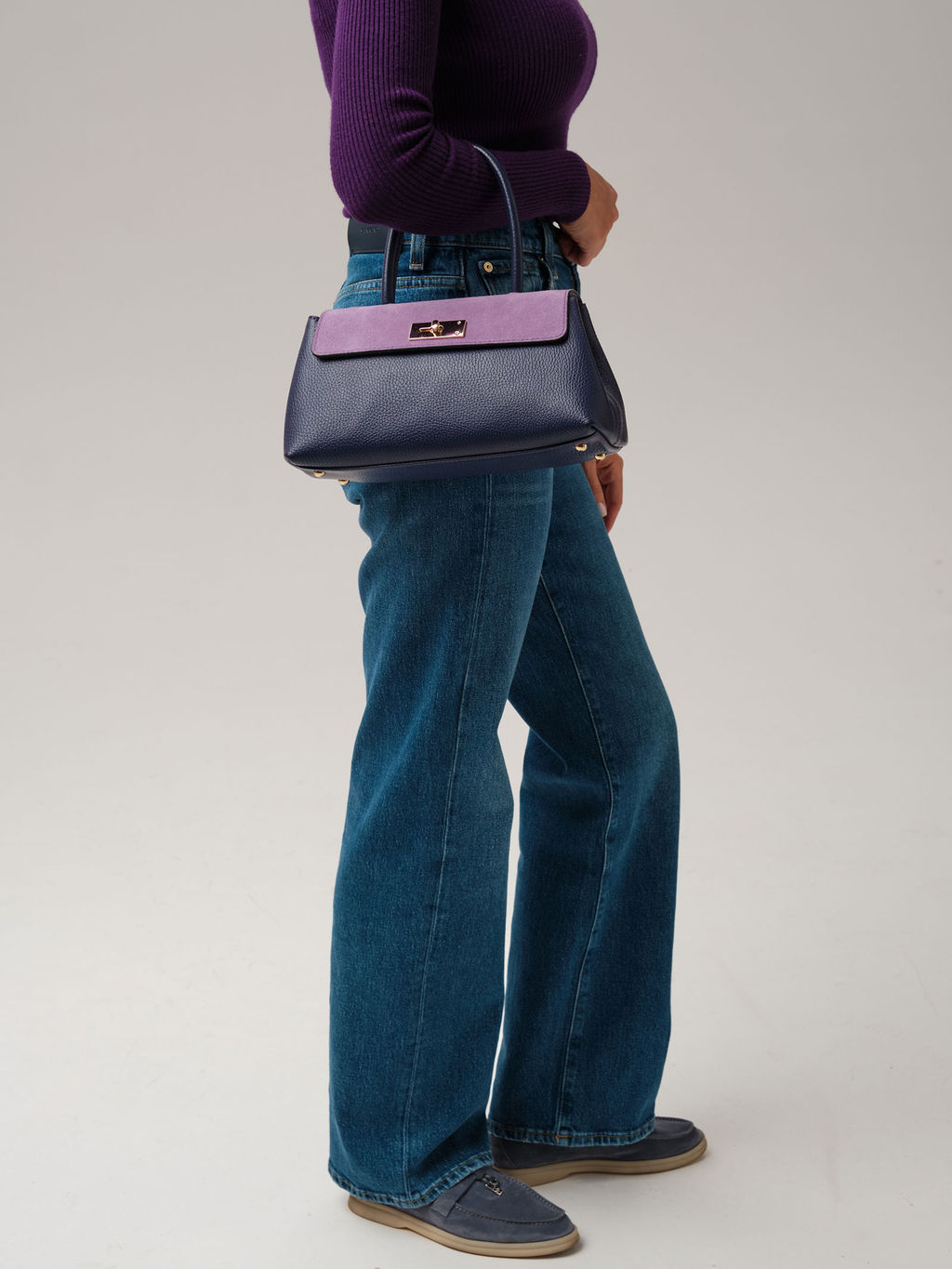 Сумка Deboro 30464 фиолетовый цветок