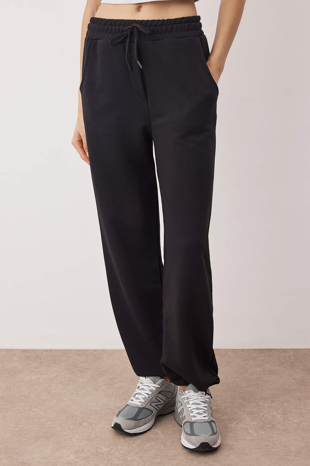 Siyah Beli Lastikli Basic Jogger Kordonlu Orme Esofman Alt? TWOAW26EA00016 - Trendyolmilla фото 3