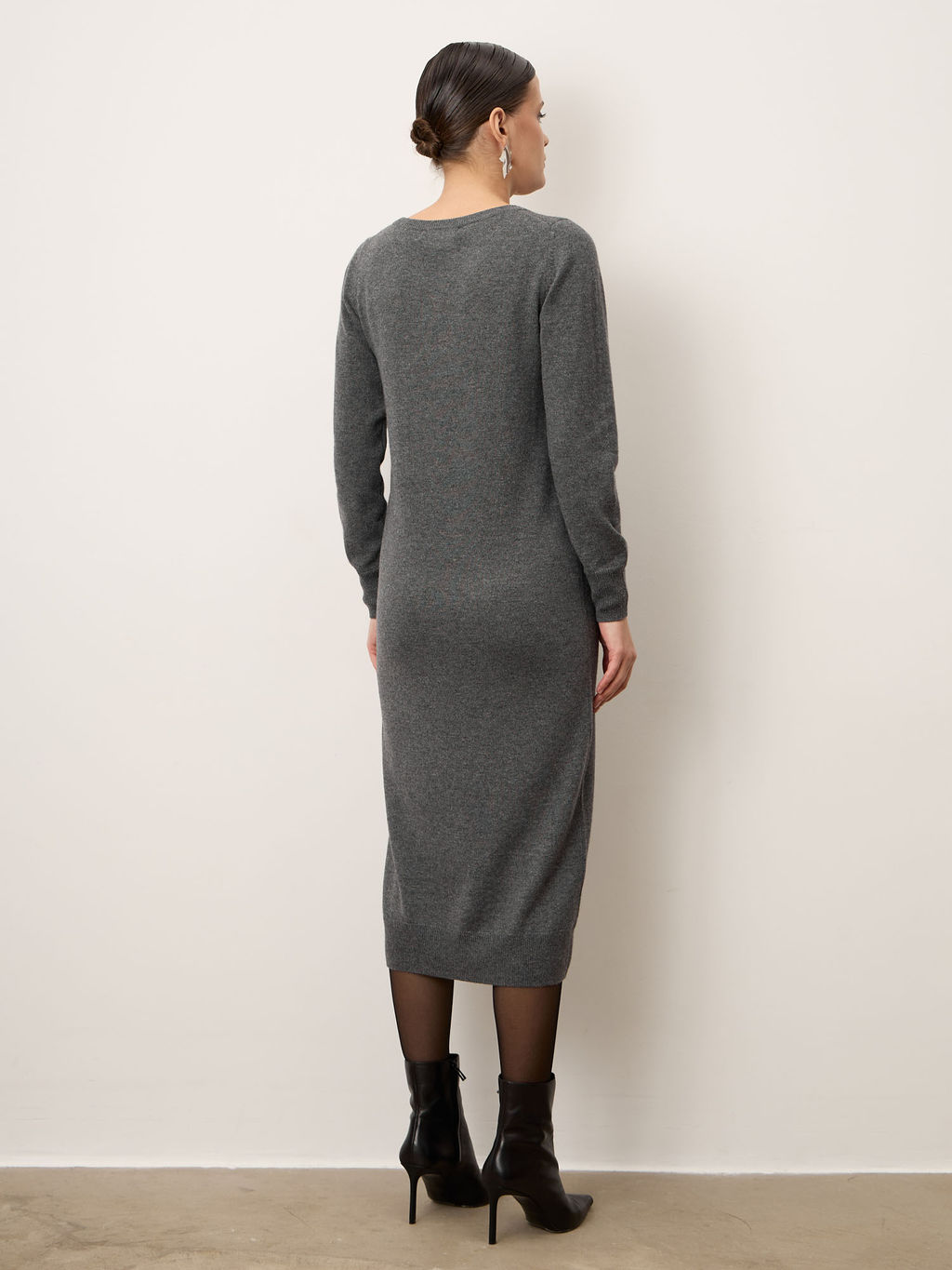 Платье из кашемира 9065а темно-серое