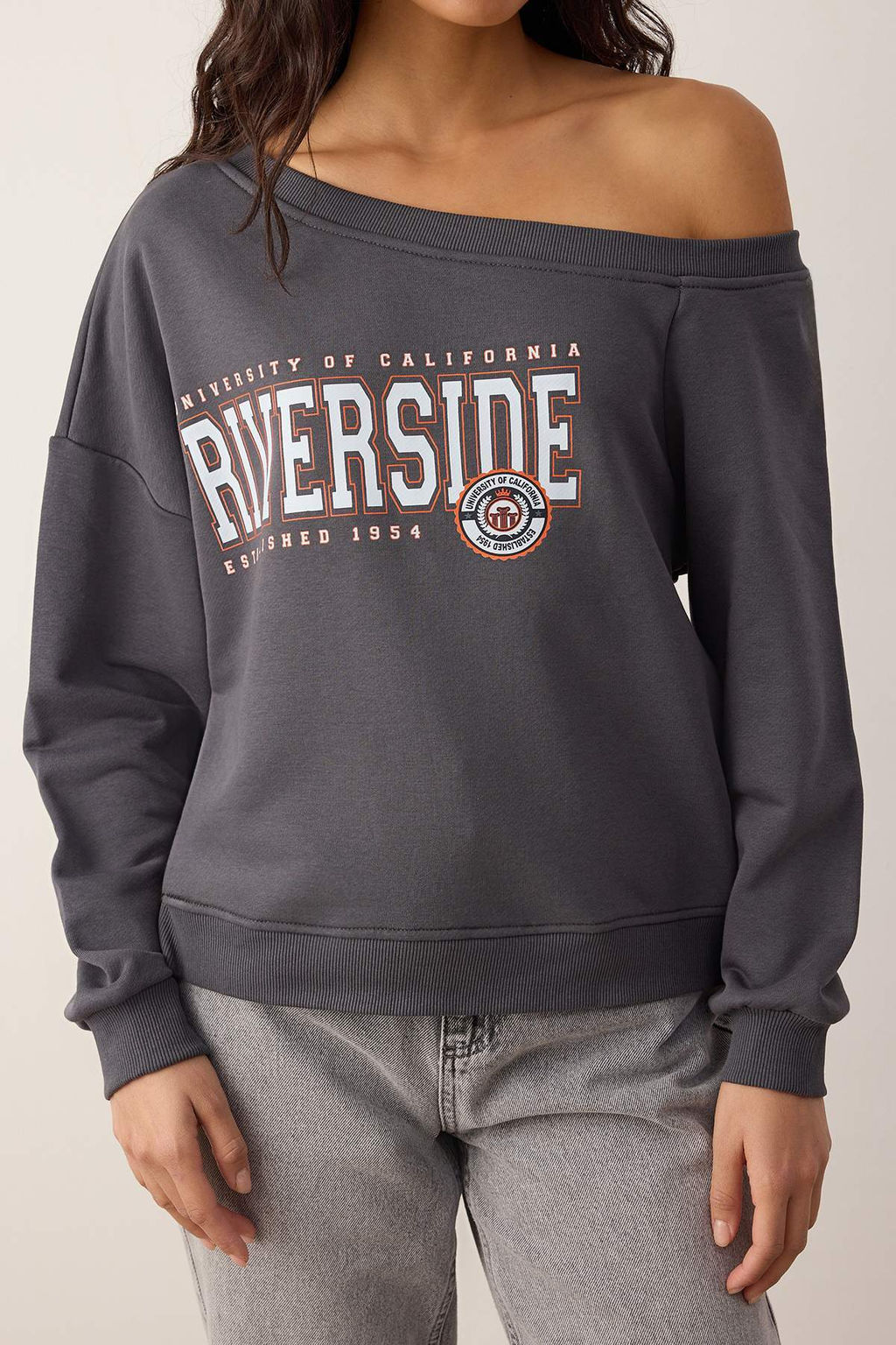 Teen Antrasit Slogan Bask?l? Ac?k Omuzlu Orme Sweatshirt TWOAW26SW00201 - Trendyolmilla фото 3