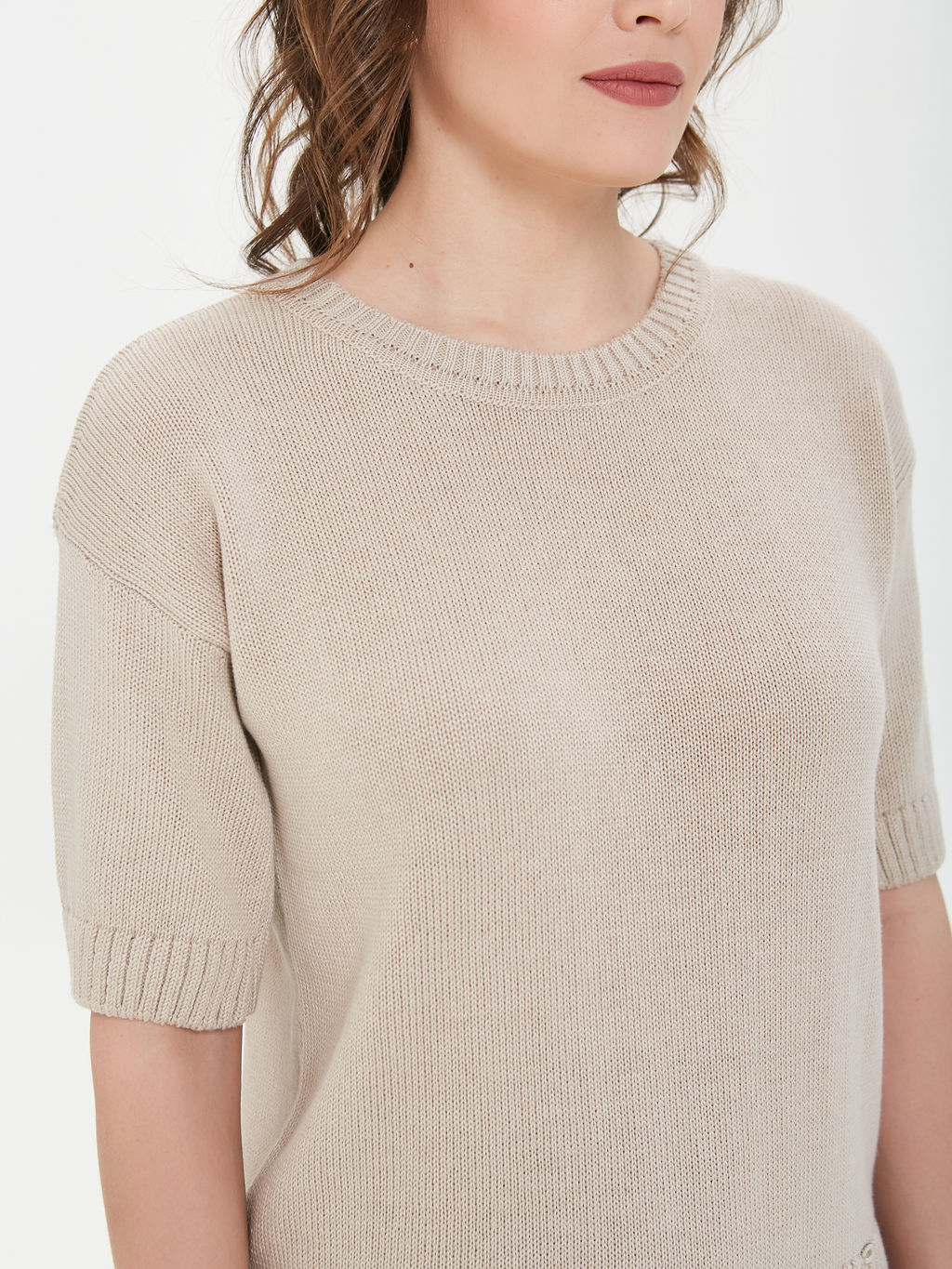 Блузка вязаная