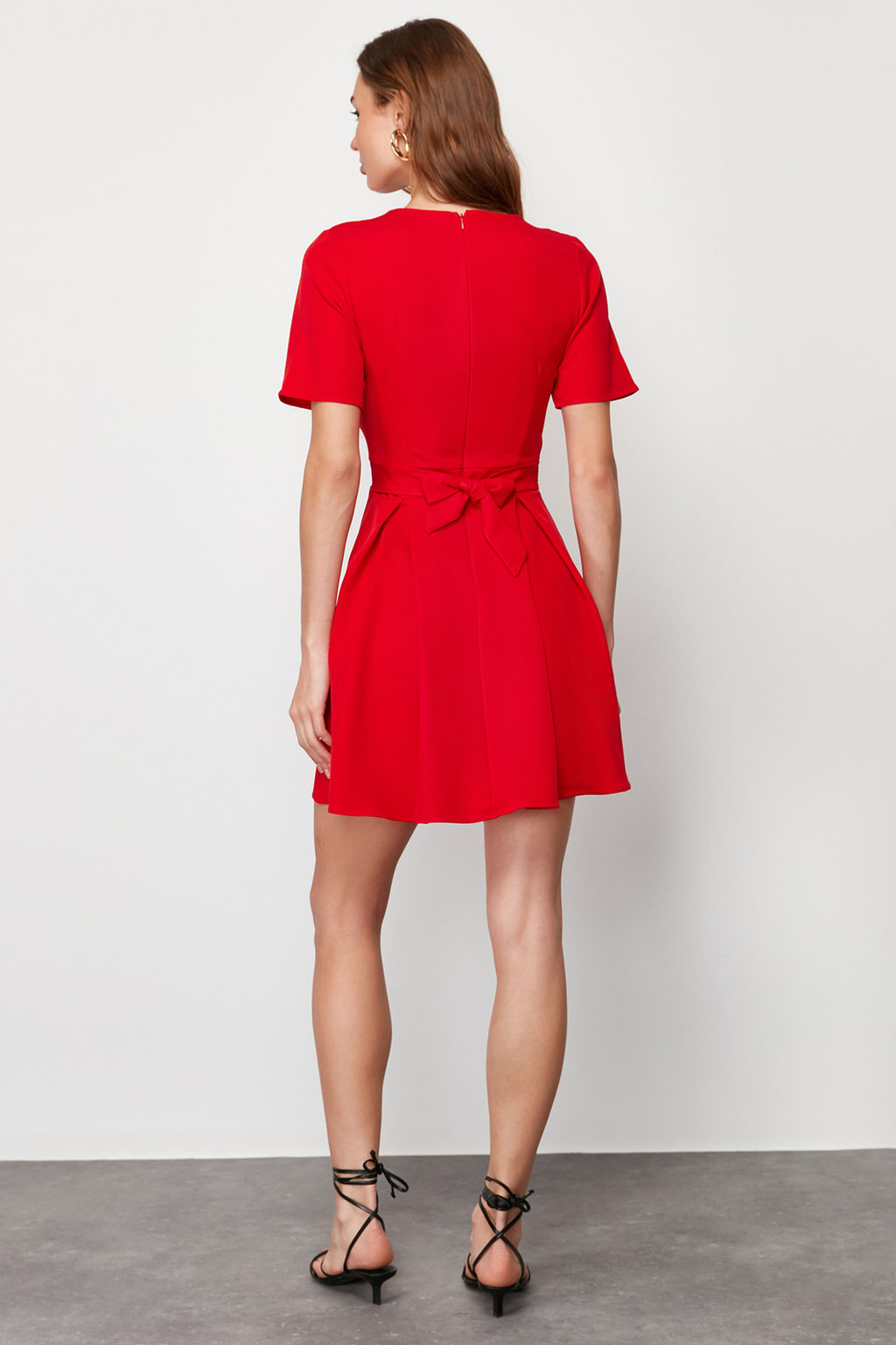 K?rm?z? Kusakl? Belden Ac?lan Mini Dokuma Elbise TWOSS24EL00504 - Trendyolmilla фото 6