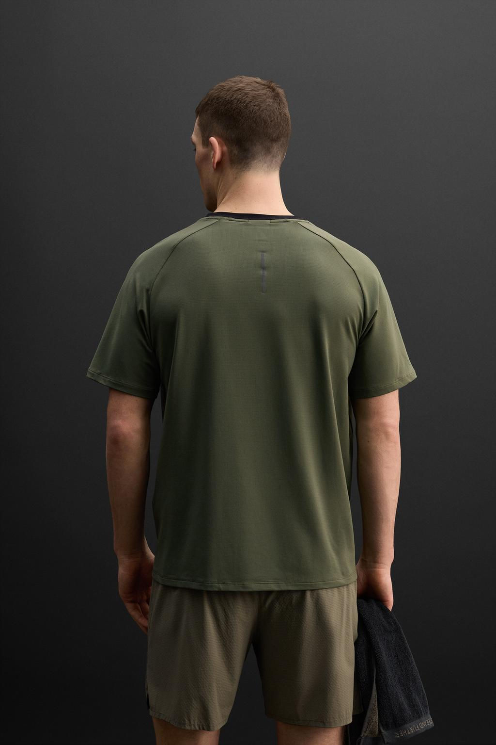 TRAINING TEXTURED T-SHIRT - Zara фото 12