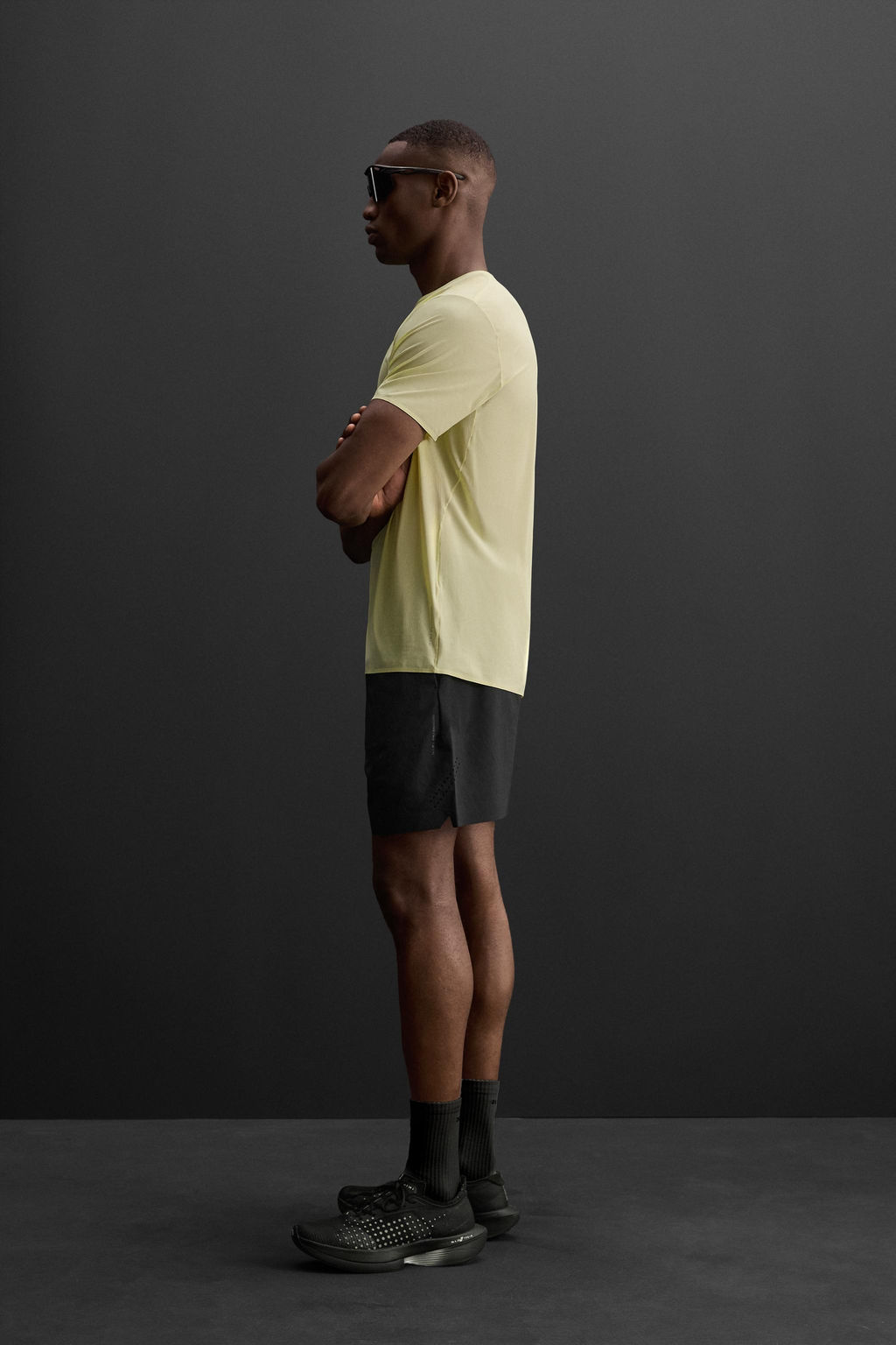 LIGHTWEIGHT PERFORATED SHORTS - Zara фото 16