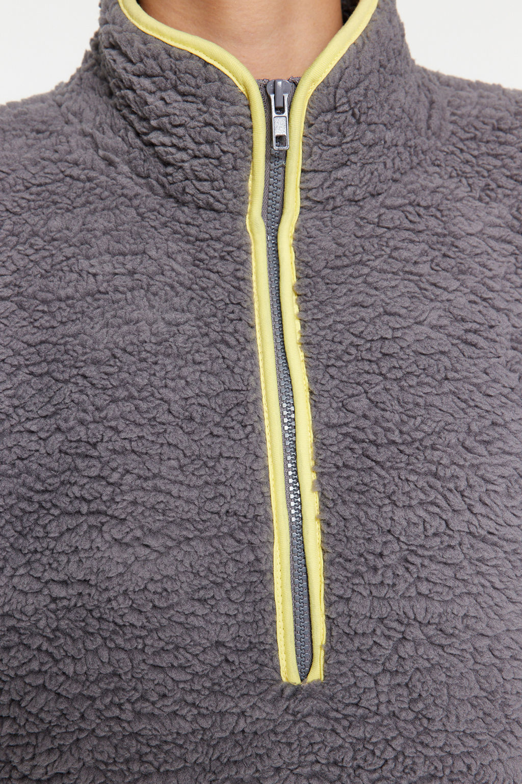 Gri Pelus Orme Spor Sweatshirt THMAW23SW00021